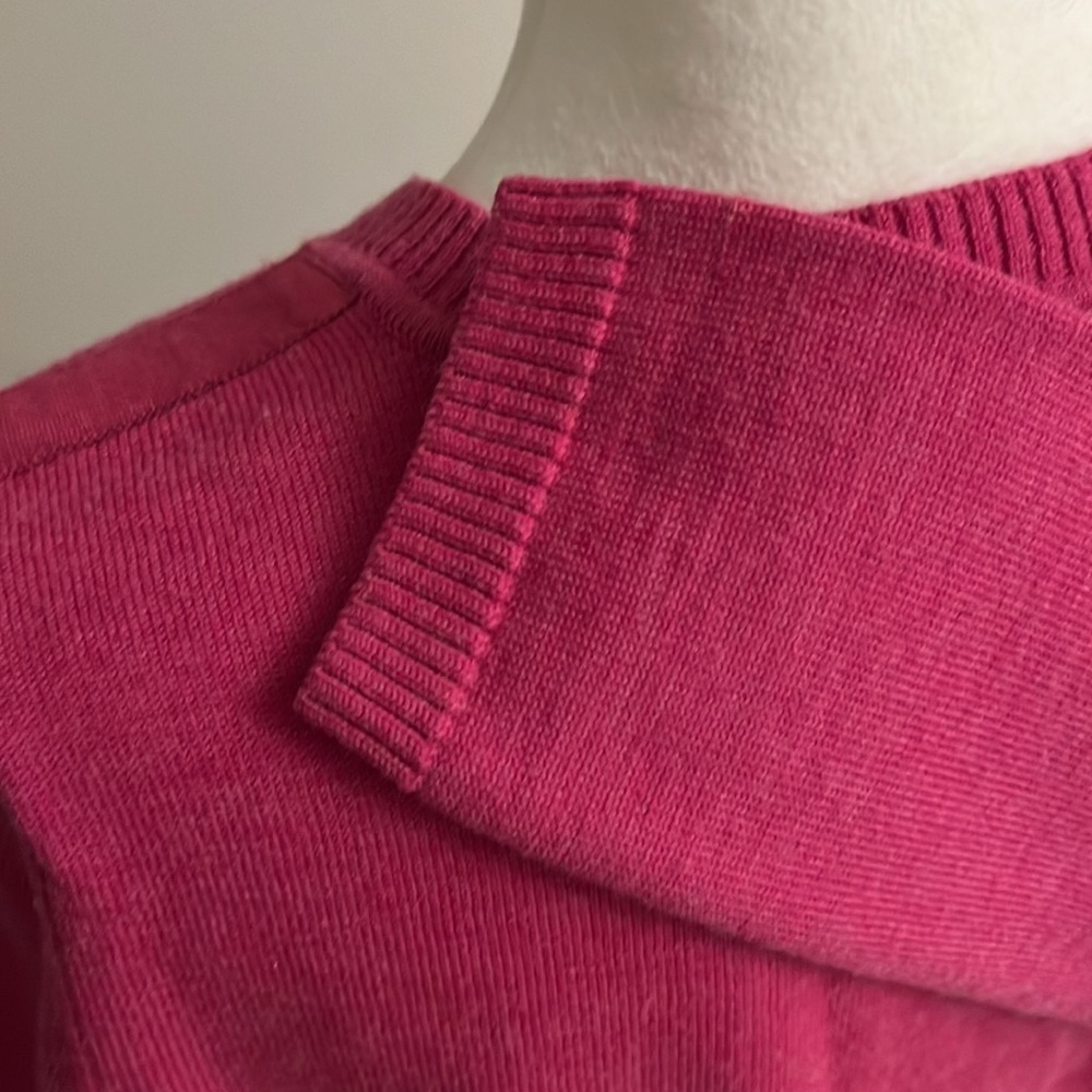 Talbots merino wool pink cardigan w/gold buttons and grosgrain ribbon Sz Small - Picture 7 of 7